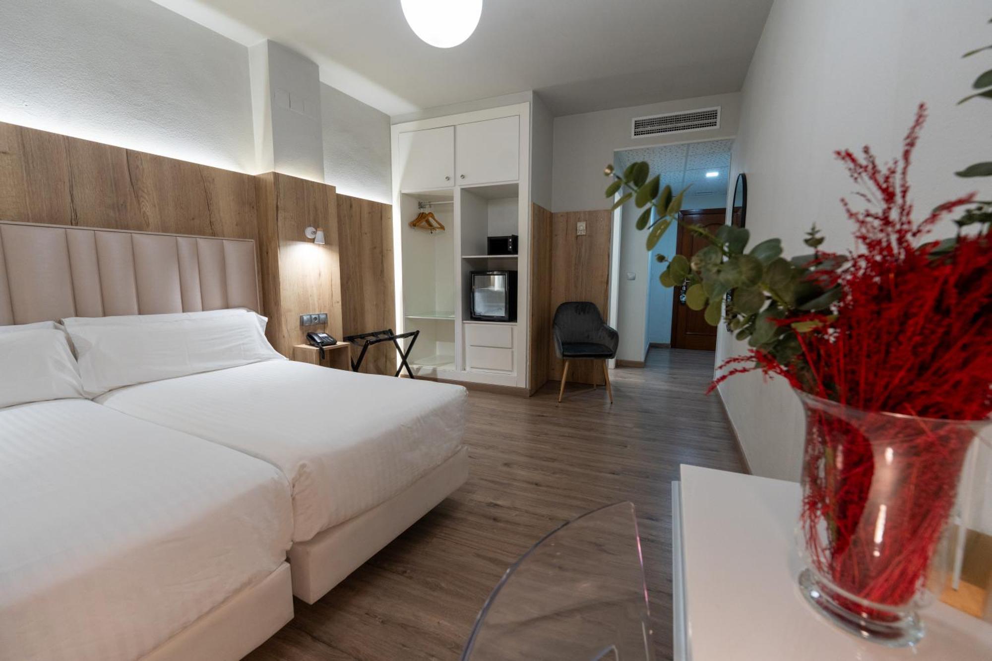 Double Room 2 beds