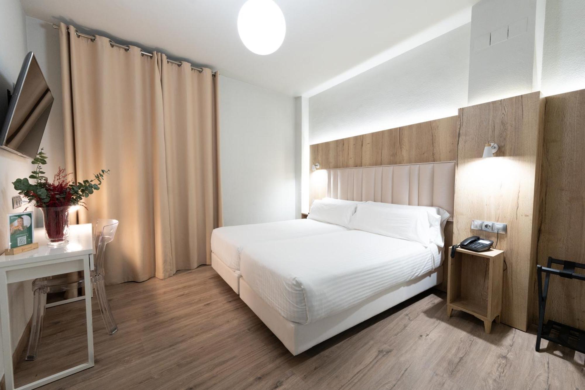 Double Room 2 beds